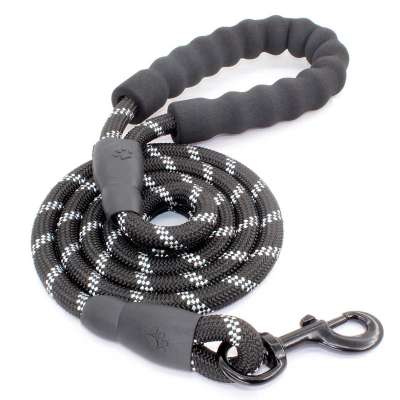 5 FT Strong Comfortable Foam Handle And Highly Reflective Threads Dog Leash