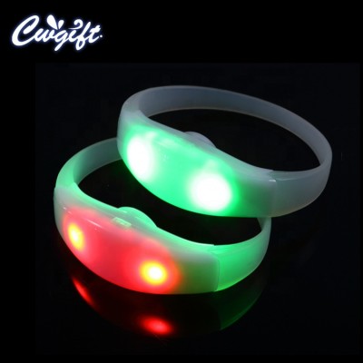 New Function Product Light Flashing Interactive Wristband Logo Programmable Xyloband Remote Controlled Led Bracelet